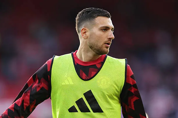 Dalot và Dorgu đều không phải là những lựa chọn lý tưởng